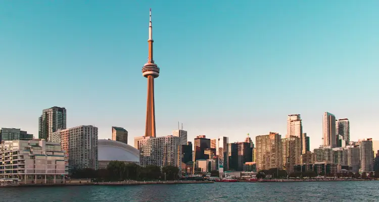 Canadá Economía, Demografía y Turismo de Canadá